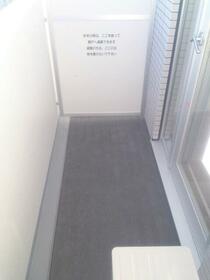 13/16 バルコニー