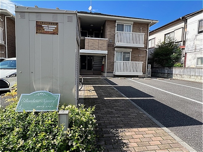 18/28 エントランス