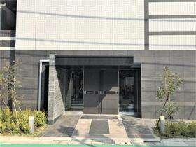 14/14 エントランス