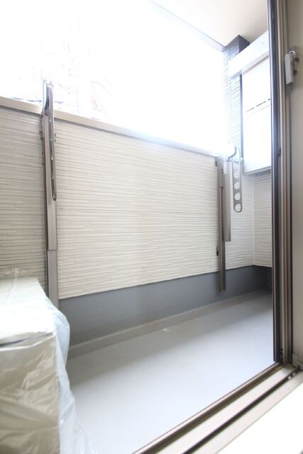 19/26 バルコニー