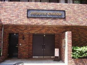 2/2 エントランス