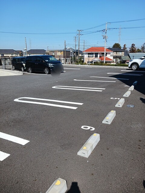 14/20 駐車場