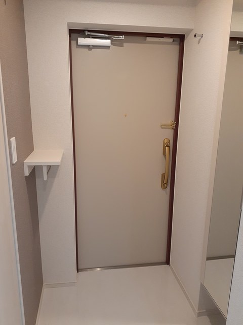 5/20 玄関