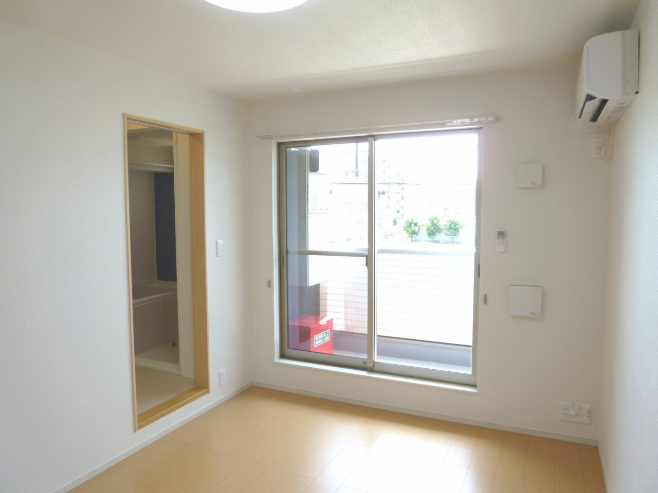 13/20 バルコニー