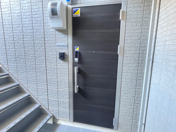 19/28 エントランス