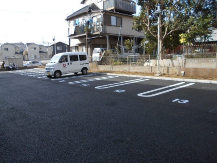 18/19 駐車場