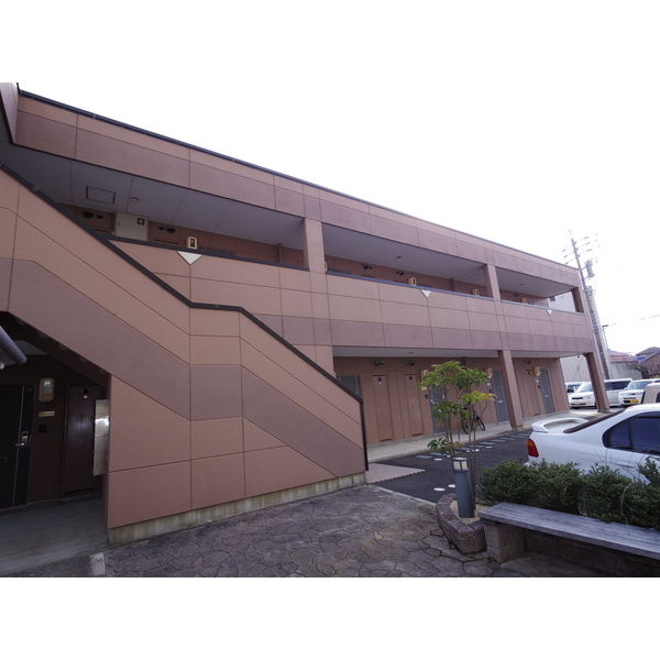 2/4 エントランス