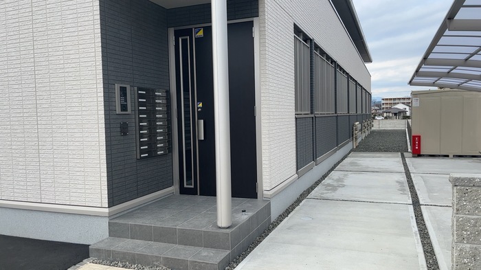 2/5 エントランス