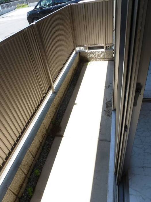 13/21 バルコニー