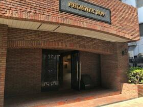 13/13 エントランス