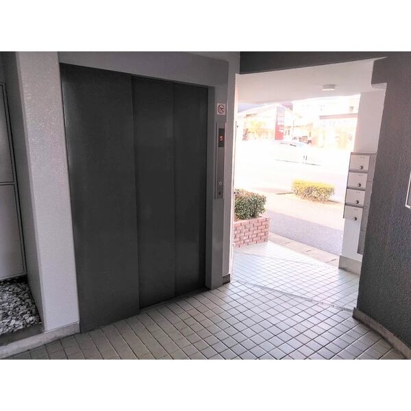 8/9 エントランス