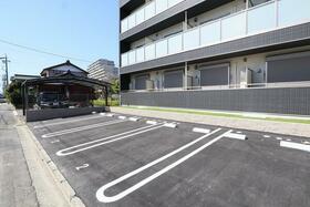 16/19 駐車場