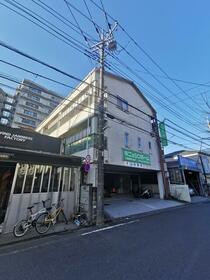 14/15 エントランス