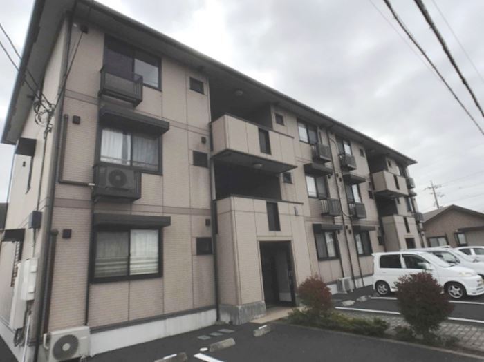 19/28 エントランス