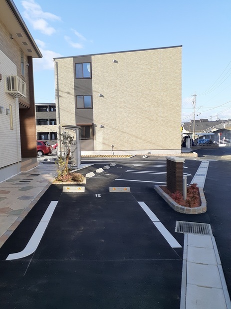 14/20 駐車場