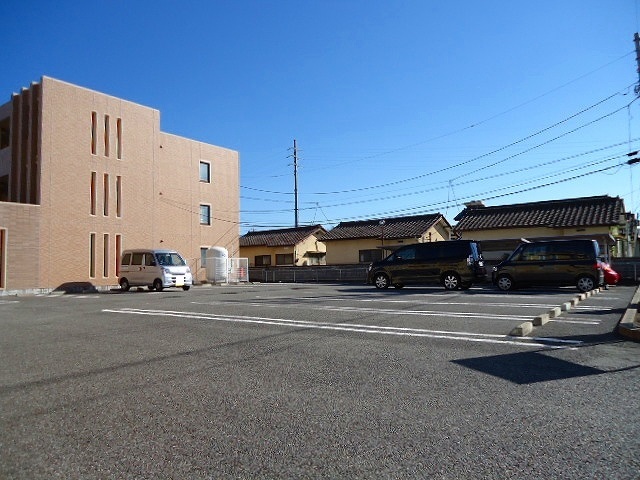 2/8 駐車場