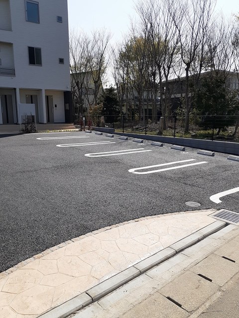 14/20 駐車場