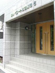 13/13 エントランス