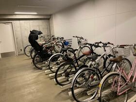 15/15 駐車場