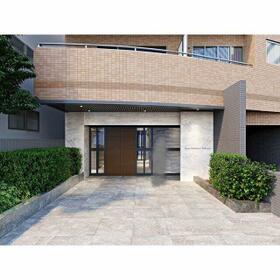 16/20 エントランス