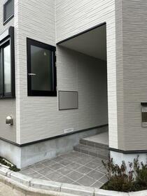 15/15 エントランス