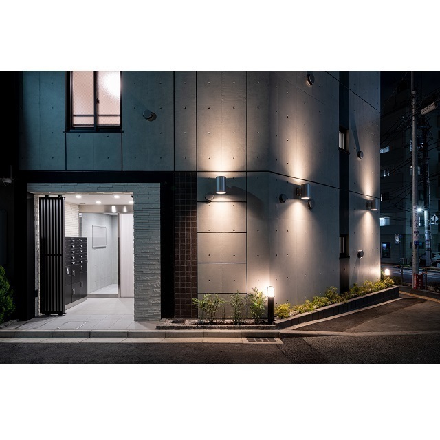 16/17 エントランス