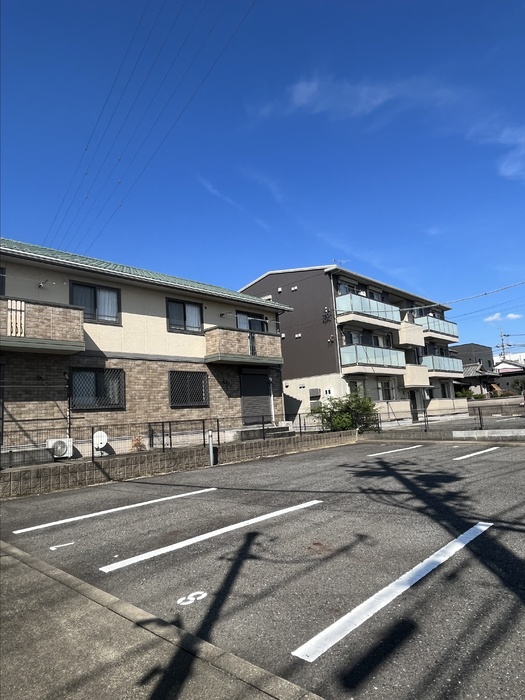 20/20 駐車場
