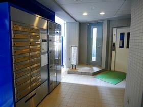 14/14 エントランス