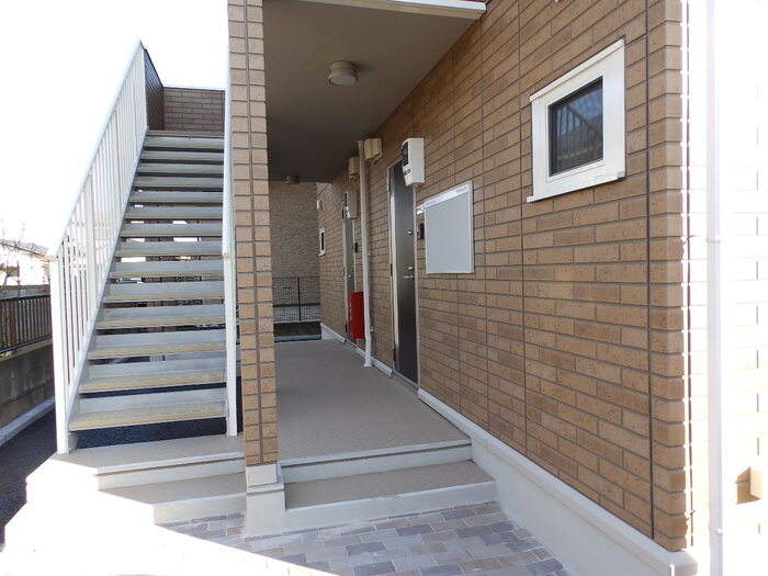 19/21 エントランス