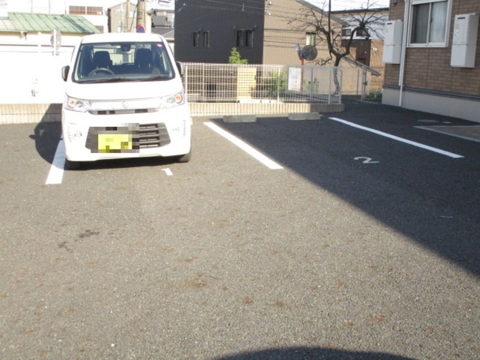 17/18 駐車場
