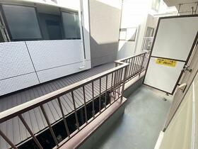 11/11 バルコニー