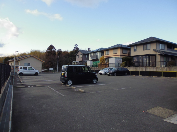 17/19 駐車場