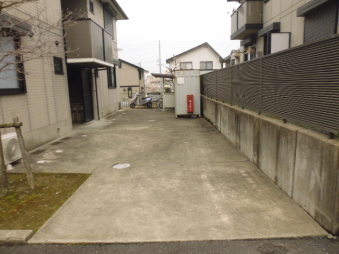 15/18 エントランス