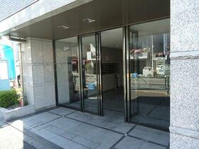 15/15 エントランス