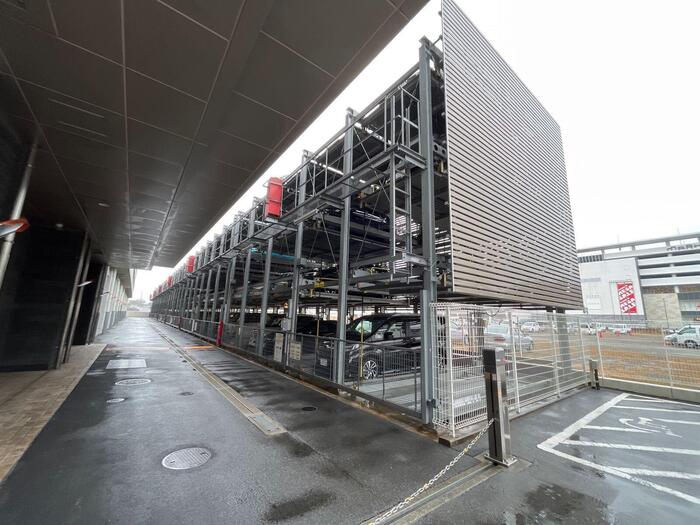 2/5 駐車場