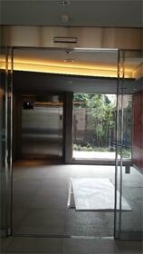 16/18 エントランス