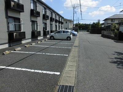 14/22 駐車場
