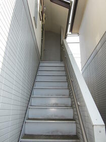 14/23 エントランス