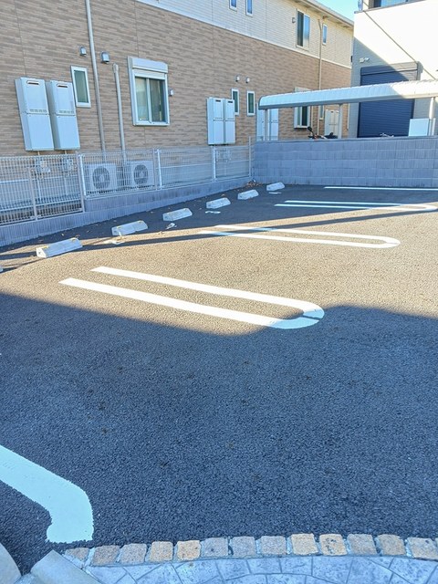 14/20 駐車場
