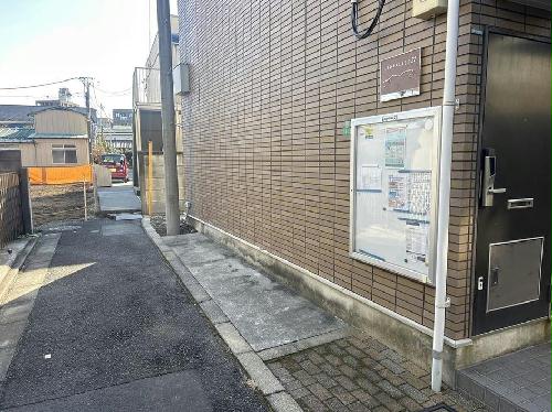 14/17 エントランス