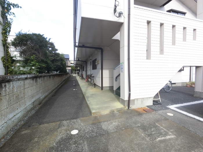 19/28 エントランス