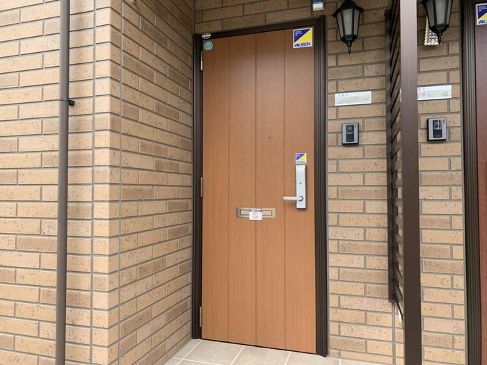 17/18 エントランス