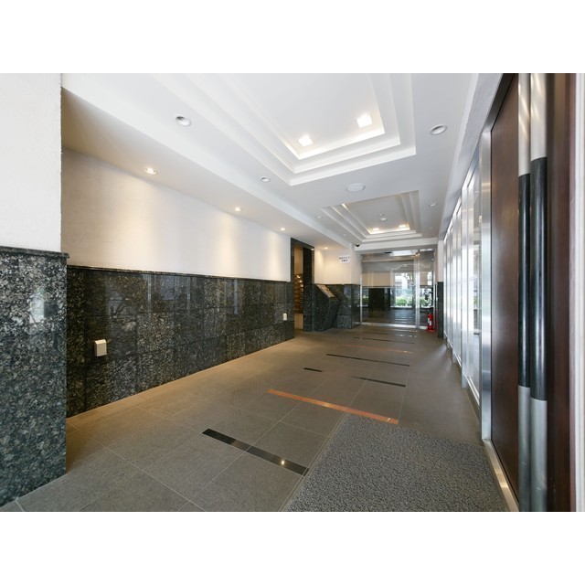 15/26 エントランス