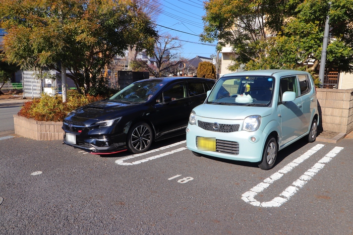15/15 駐車場
