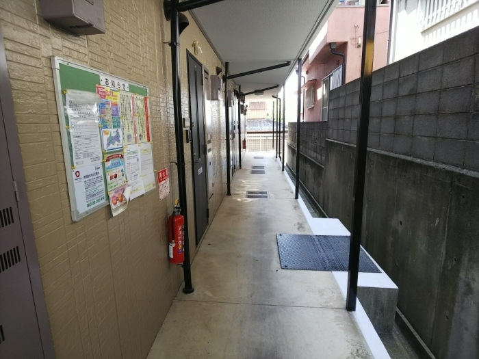 17/26 エントランス