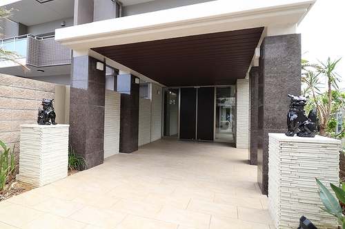 3/5 エントランス