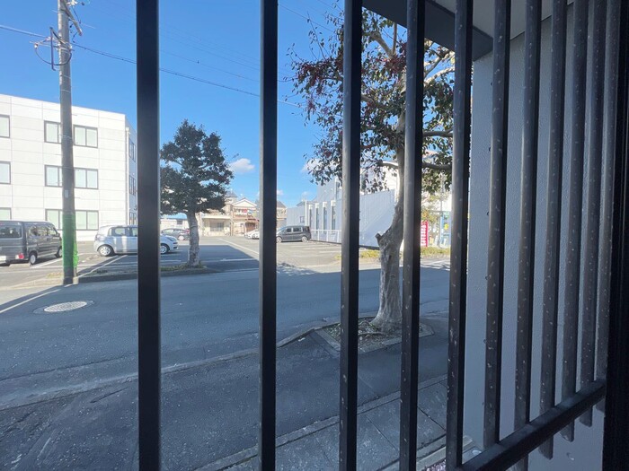 15/25 エントランス