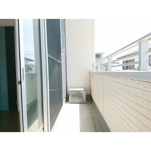 16/20 バルコニー