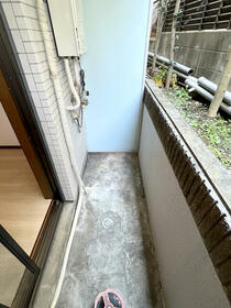 13/13 バルコニー