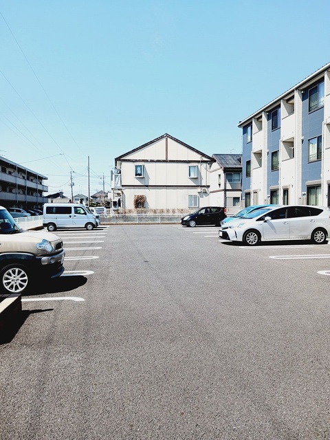 14/30 駐車場